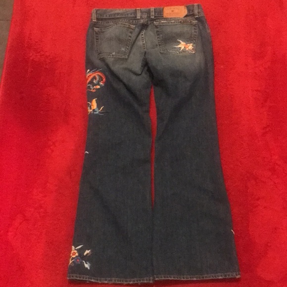 Closet Clean Out - Picture 4 of 7